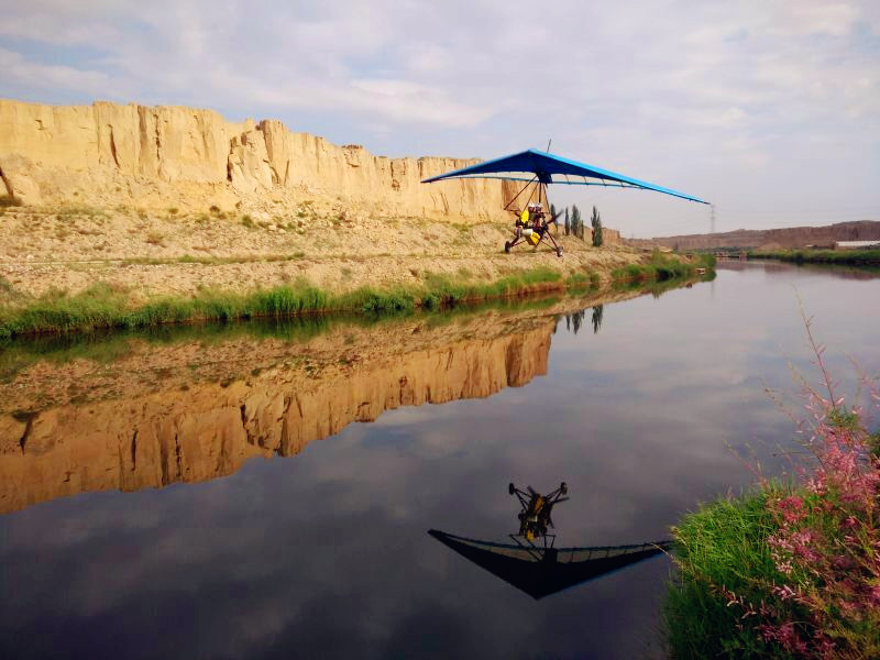 银川旅游景点水洞沟动力三角翼
