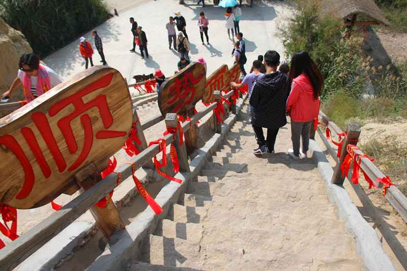 明长城顺势而为