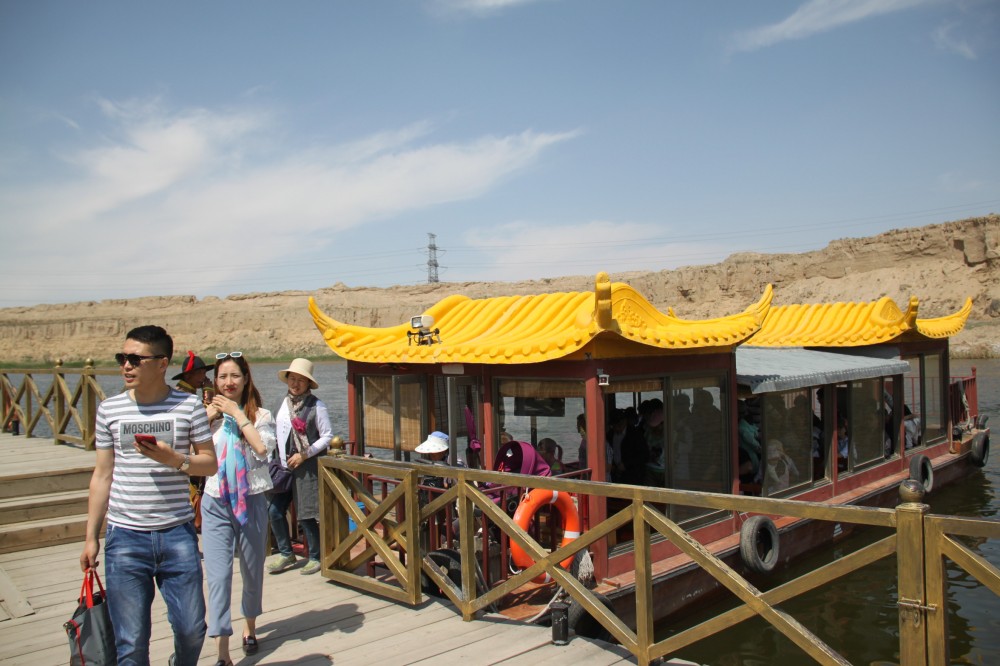 银川旅游景点介绍:水洞沟是宁夏旅游不可错过的一块宝