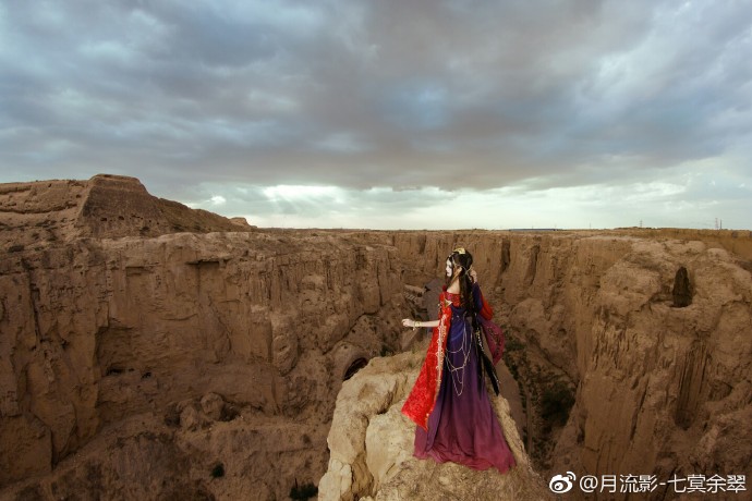 宁夏旅游景点水洞沟大峡谷COSPLAY美图