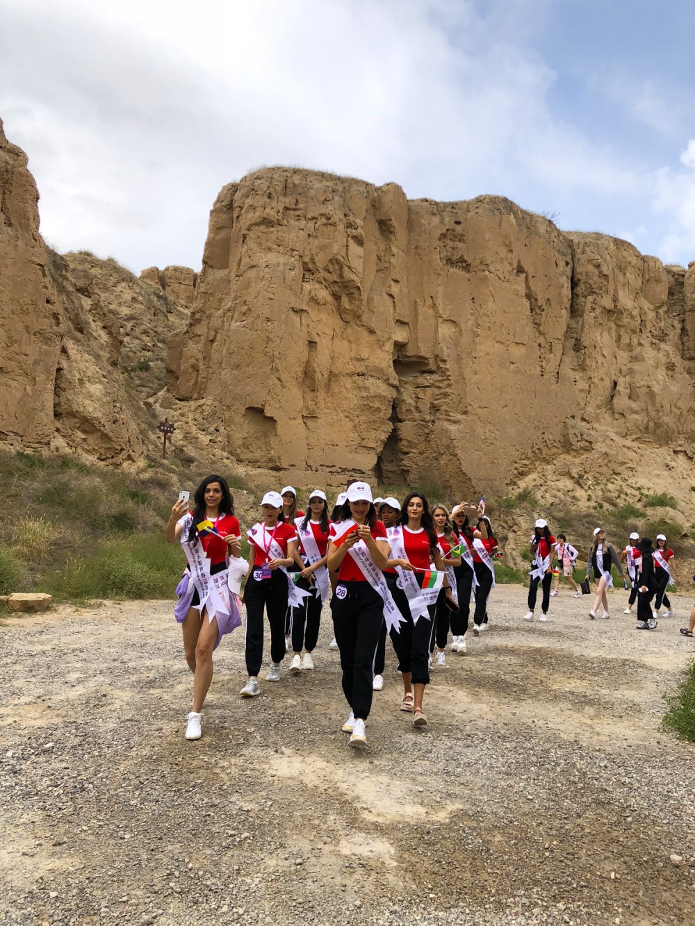 银川旅游景点水洞沟2019丝路环球旅游小姐大赛