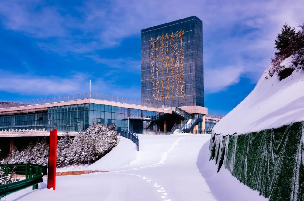 六盘山冬季雪景03